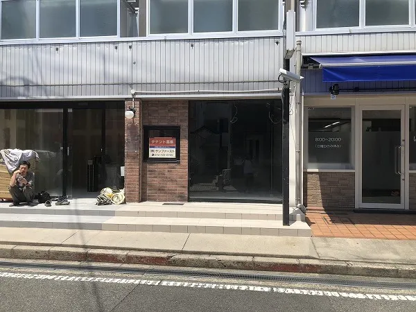 岡町駅前レジデンス店舗　賃料14万円