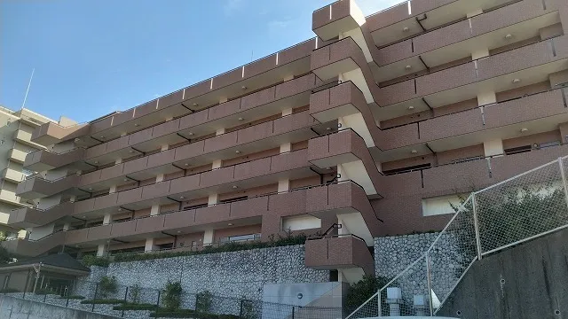 【クラウンヒルズ箕面の売却をお考えの方へ】箕面市不動産売却専門のサンファーストが徹底解説