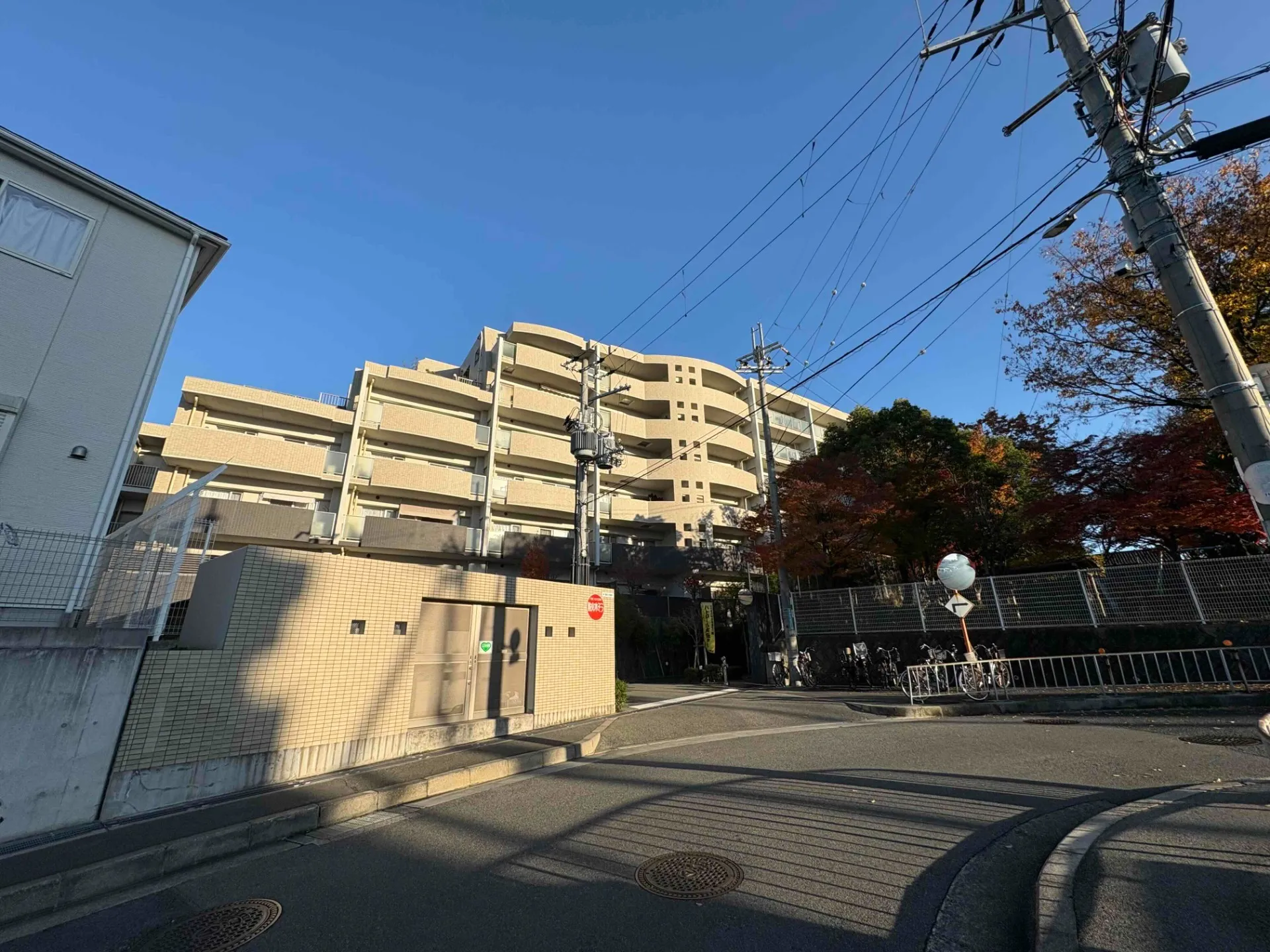 【ロジュマン箕面牧落の売却をお考えの方へ】 箕面市不動産売却専門店サンファーストが徹底解説