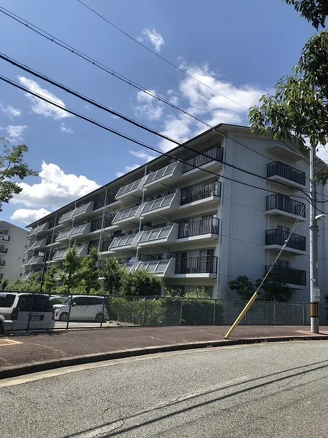 【伏尾台A団地を売却したい方へ】池田市の不動産売却に強いサンファーストが高値売却ポイントを徹底解説(2024年売却実績あり)