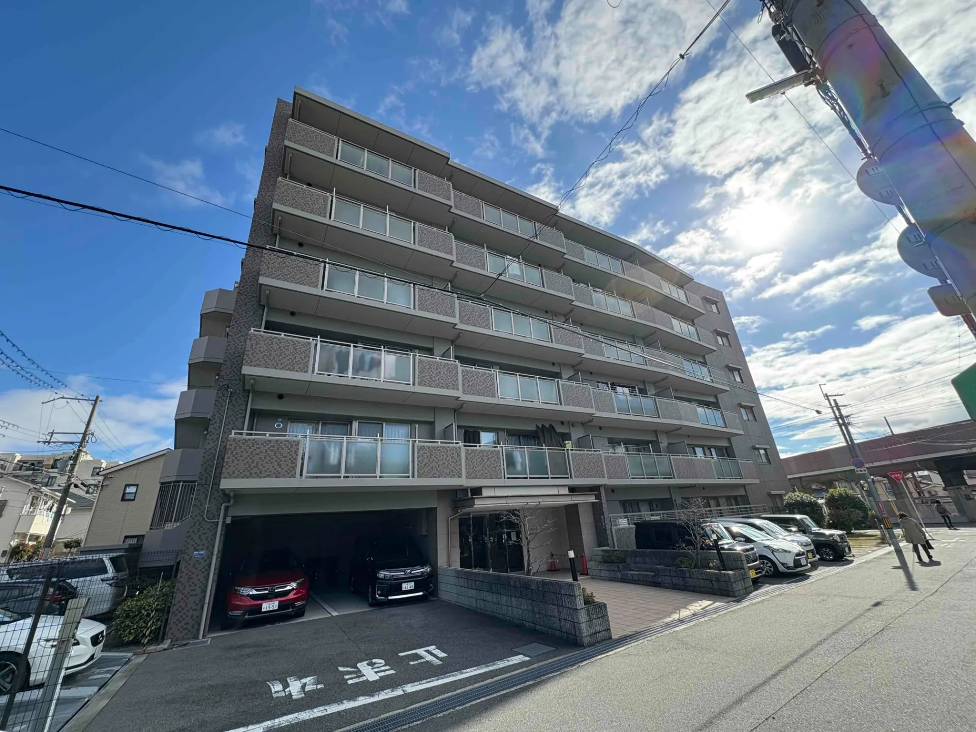 【エル・プラッツ石橋を売却したい方へ】池田市の不動産売却に強いサンファーストが高値売却ポイントを徹底解説