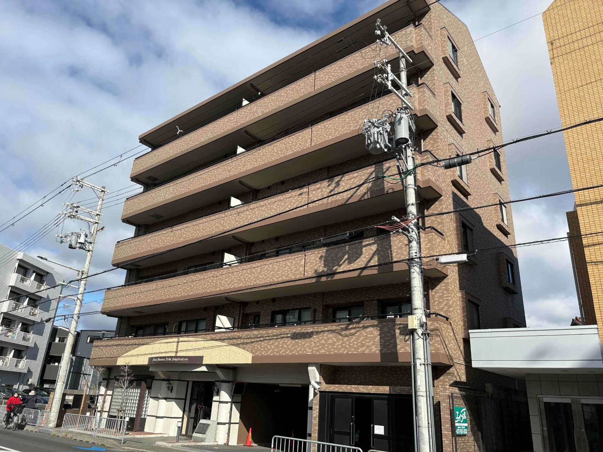 【ライオンズマンション池田水月公園を売却したい方へ】池田市の不動産売却に強いサンファーストが住環境重視エリアの高値売却ポイントを徹底解説