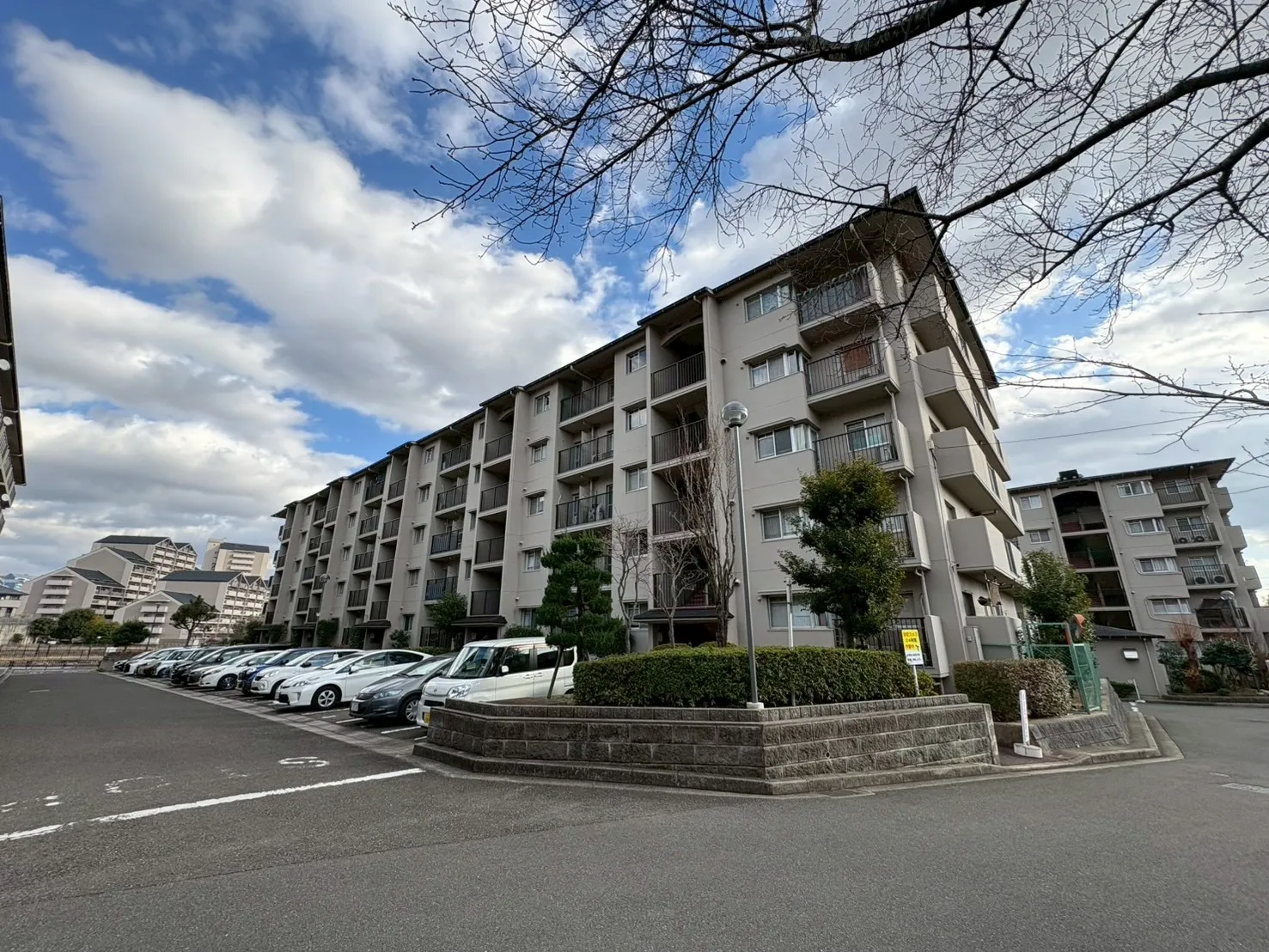 サンヴェール高槻三号棟 1990万円